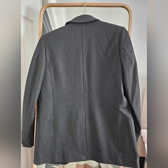 Aritzia Blazer - Picture 10 of 10